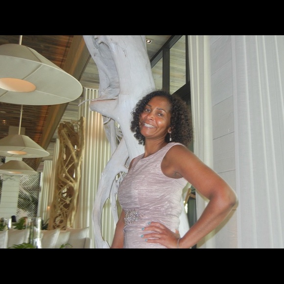 Meet your Posher, Andrea - Picture 2 of 2